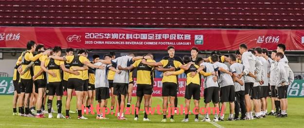 金年会-欧冠篮球积分榜最新排名及球队表现动态分析