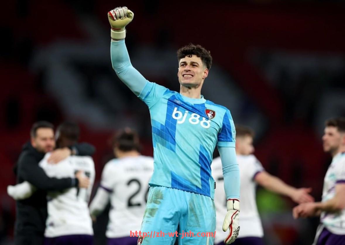 金年会-世俱杯历届赛事经典争议瞬间回顾与媒体反响